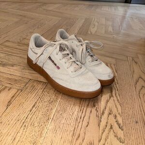 Reebok Cream Sneakers with Brown Soles